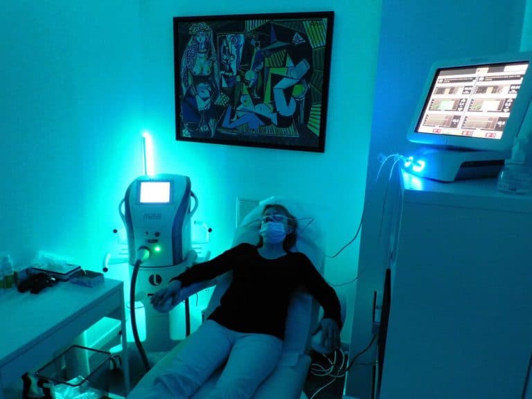 Traitement de l'Oeil Sec au centre de Ophta77